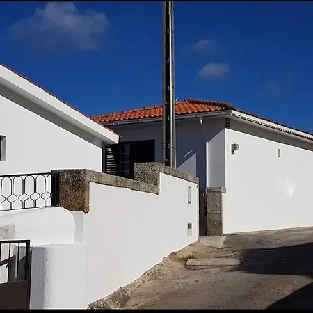 Casa Do Vale - Moradia-rio Minho-seixas-caminha - Casa De Ferias Completa Com Piscina Caminha