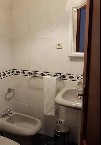 Casa Do Vale - Moradia-rio Minho-seixas-caminha - Casa De Ferias Completa Com Piscina