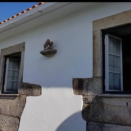 Дом отдыха Casa Do Vale - Moradia-rio Minho-seixas-caminha - Casa De Ferias Completa Com Piscina