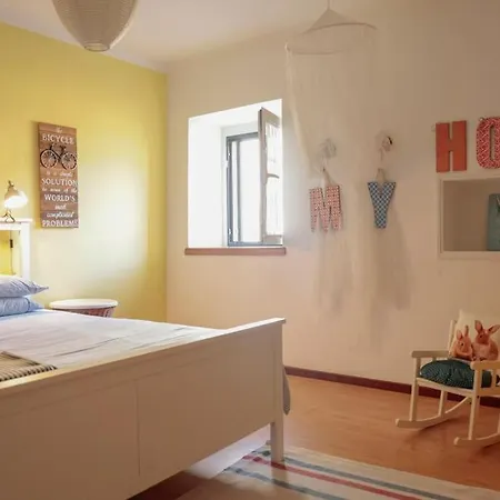 Casa Do Vale - Moradia-rio Minho-seixas-caminha - Casa De Ferias Completa Com Piscina