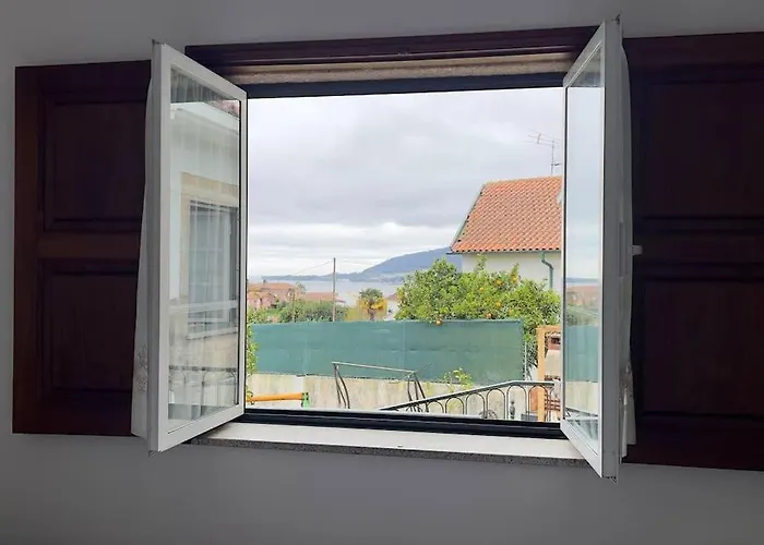 Casa Do Vale - Moradia-rio Minho-seixas-caminha - Casa De Ferias Completa Com Piscina Ferienhaus