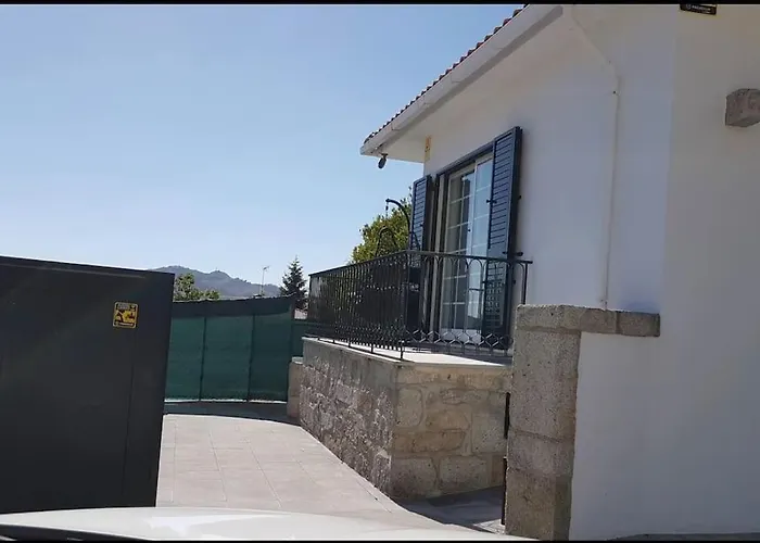 Ferienhaus Casa Do Vale - Moradia-rio Minho-seixas-caminha - Casa De Ferias Completa Com Piscina Caminha