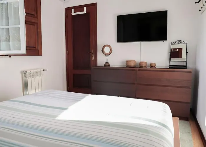 Ferienhaus Casa Do Vale - Moradia-rio Minho-seixas-caminha - Casa De Ferias Completa Com Piscina *