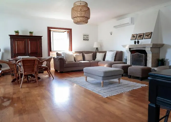 Ferienhaus Casa Do Vale - Moradia-rio Minho-seixas-caminha - Casa De Ferias Completa Com Piscina *